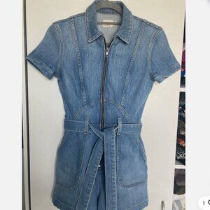 AO.LA Alice + Olivia Denim Romper Short Jumpsuit Size 24 Front Zipper Tie Sash